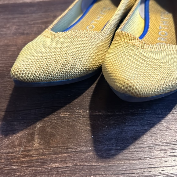 Rothy’s The Point Flat Yellow 6 - Picture 6 of 7